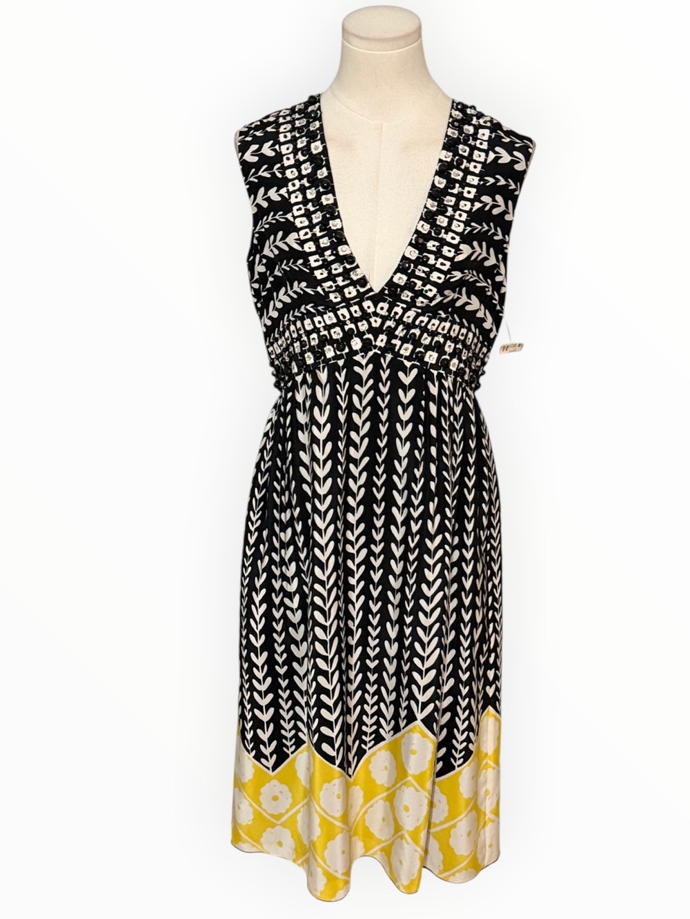 ANNA SUI Silk Black White V-Neck Patterned Dress Crystals Beaded 4 Yellow Party